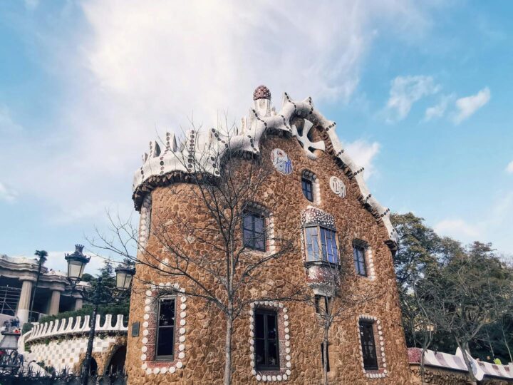 Museu Gaud e Escritrio de Turismo