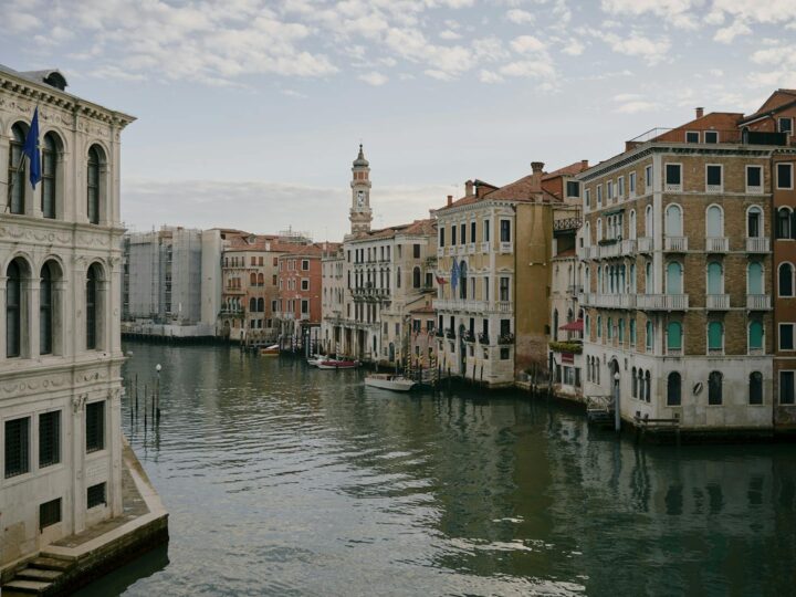 Palazzo Leoni Montanari